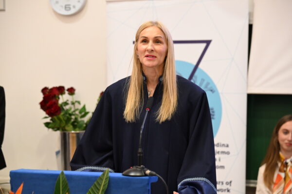 Sandra Pavičić-Žeželj Sandra Pavičić-Žeželj